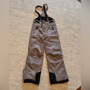 Ski pants in gray in perfect condition.